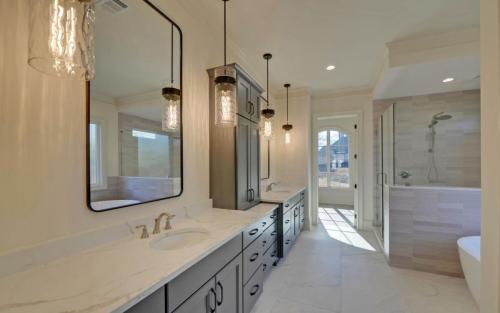 Plan # SW1039 | Master Bath Photos of Custom Homes Built By Southernwood Homes | Flowery Branch GA Home